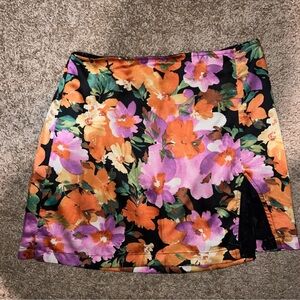 Floral mini skirt